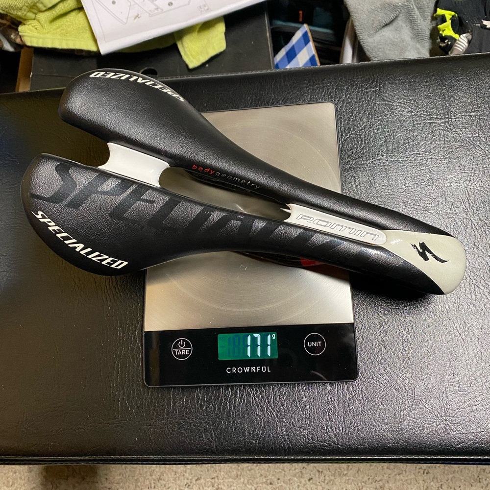 Specialized Ronin Carbon rail 143mm Bike Saddle
